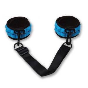 Manette Resist No Evil Blu Pic